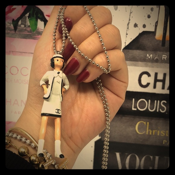 CHANEL Jewelry - Chanel girl necklace